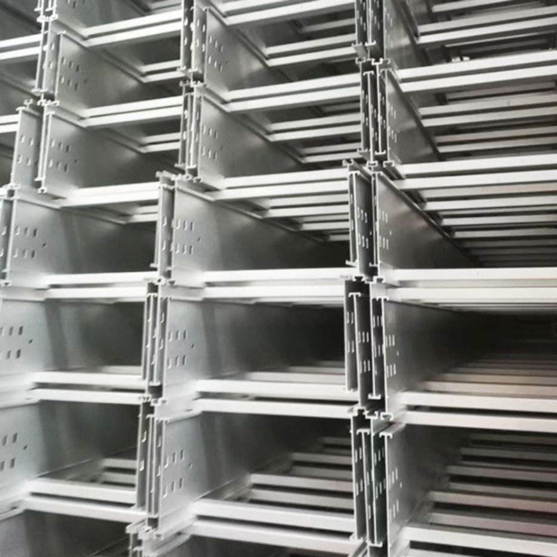 Échafaudage de câbles de type échelle résistante à la corrosion HDG pour la distribution d'électricité